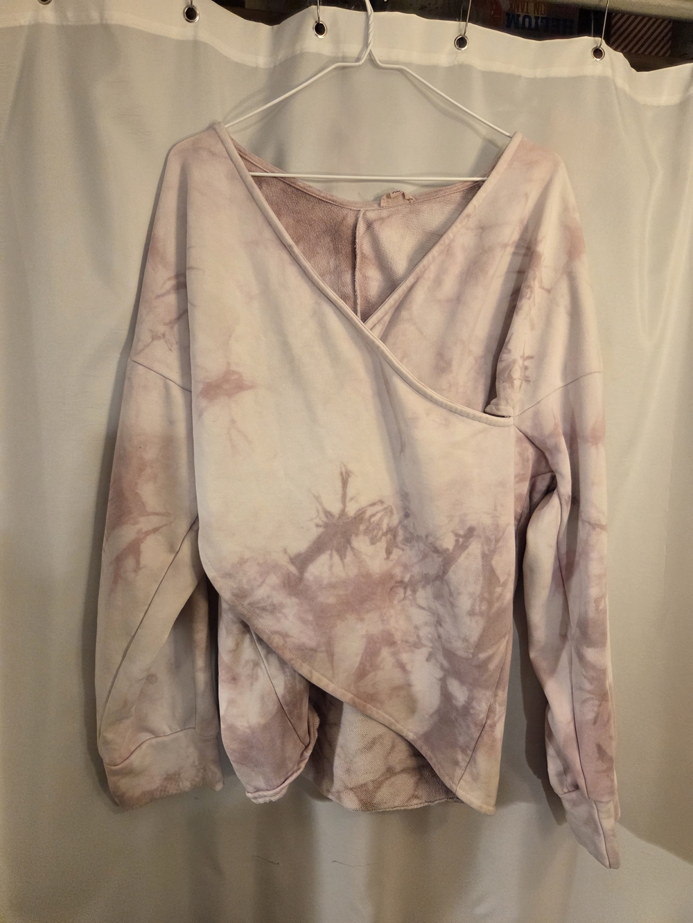 POL Pastel Tie-Dye Wrap Pullover in Pink Lavender and Cream